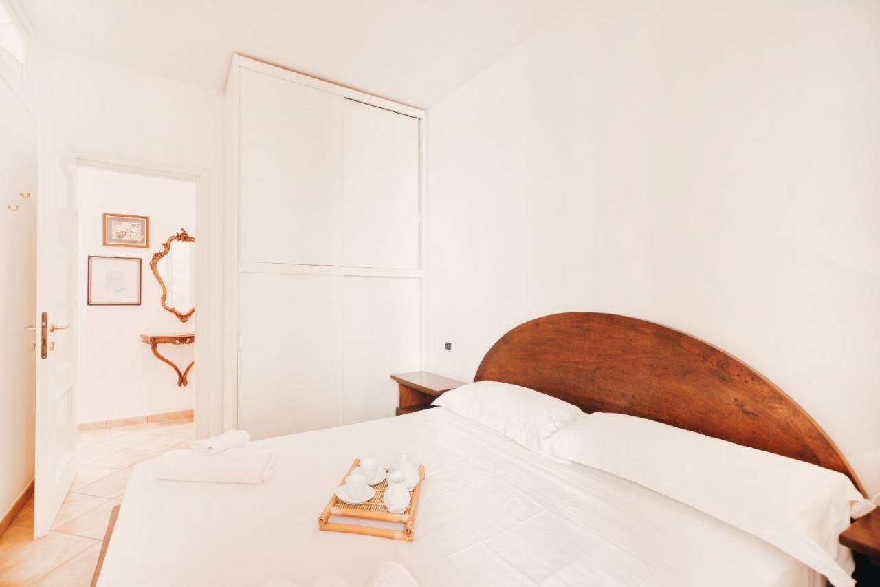 Appartamento Fronte Mare A Ospedaletti By Wonderful Italy Екстериор снимка