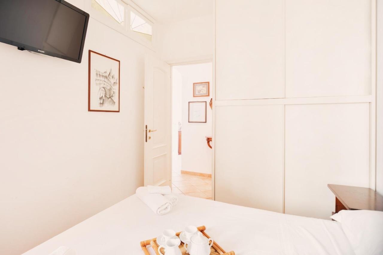 Appartamento Fronte Mare A Ospedaletti By Wonderful Italy Екстериор снимка