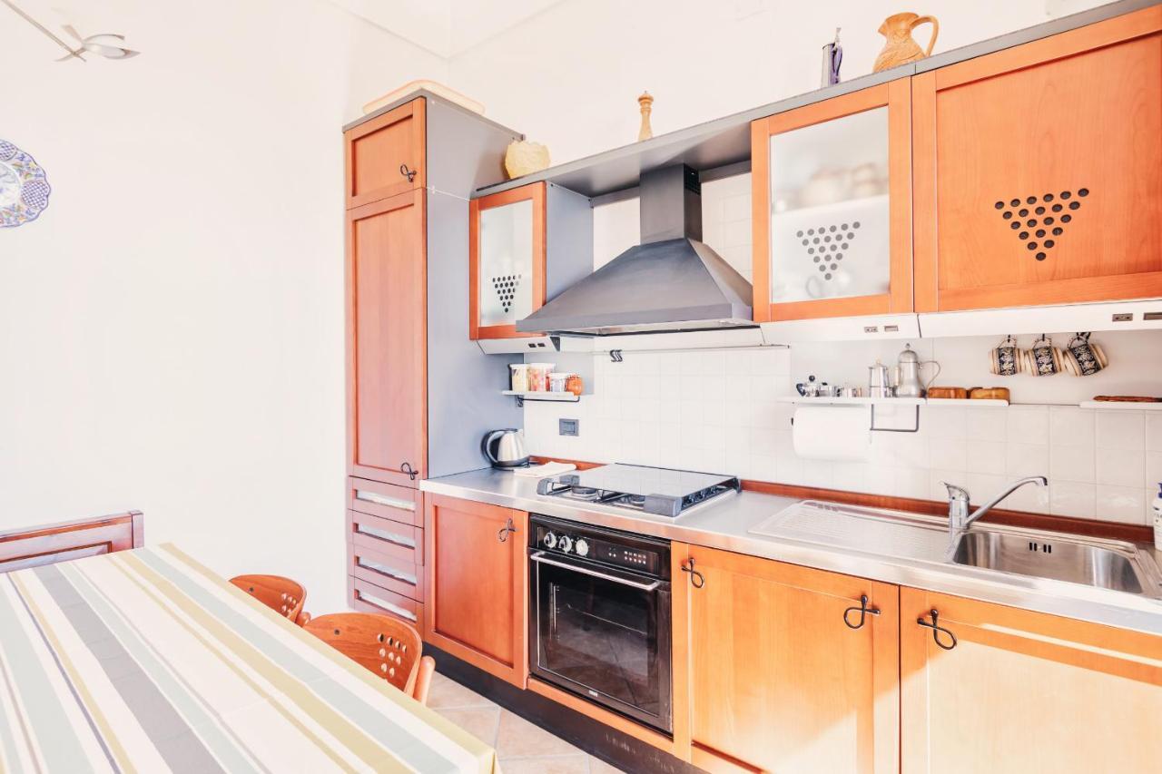 Appartamento Fronte Mare A Ospedaletti By Wonderful Italy Екстериор снимка